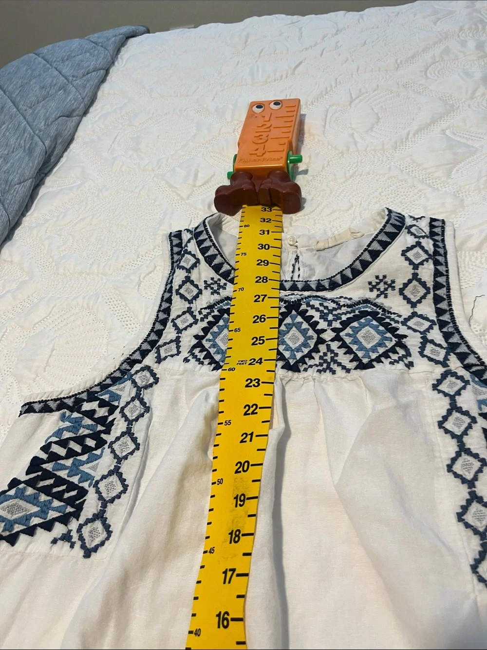 Lucky Brand White Sleeveless Embroidered Tunic with Blue Accents - Picture 3 of 15